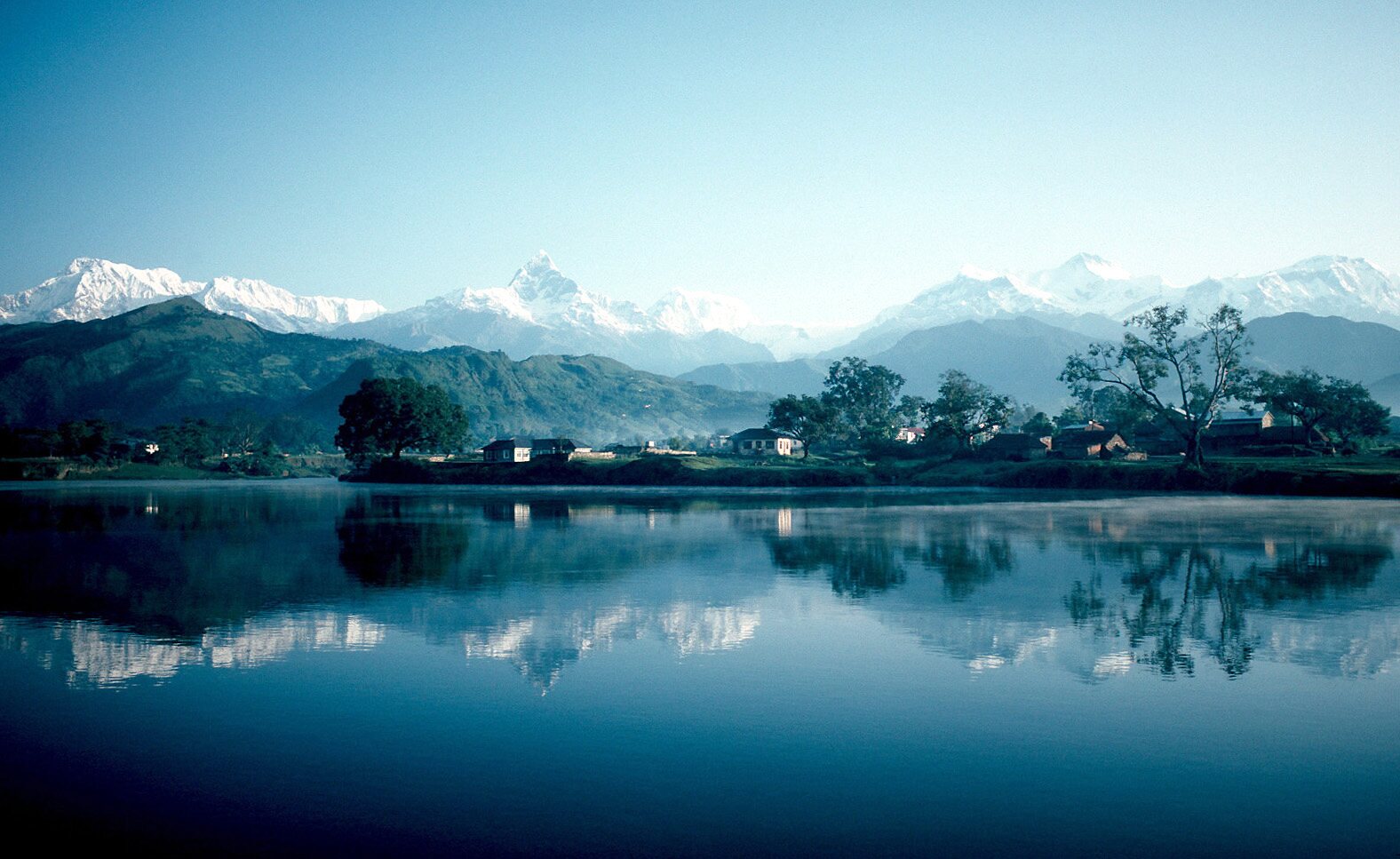 Pokhara and Phewa Lake representing the Nepal destination directory